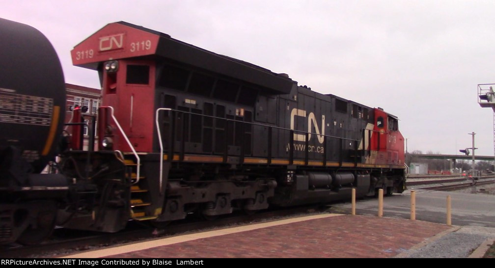 CN U759